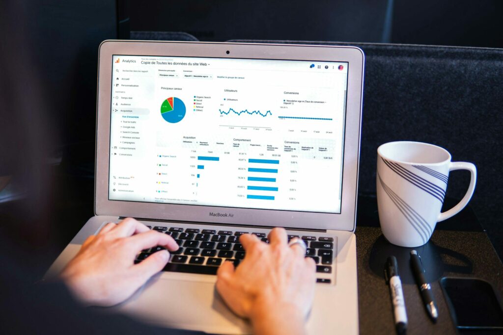 Cómo ha pasado nuestro cliente de facturar 8,7 millones más invirtiendo menos dinero en publicidad online